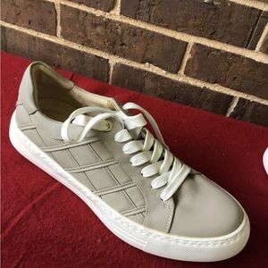 Vaneli Men's Leather Sneakers in Light Taupe and White